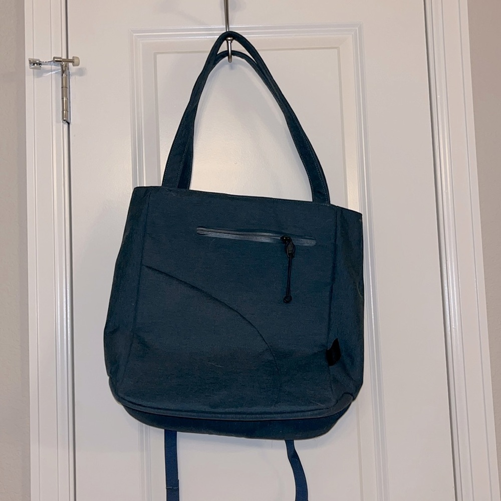 Mystery Ranch tote/backpack